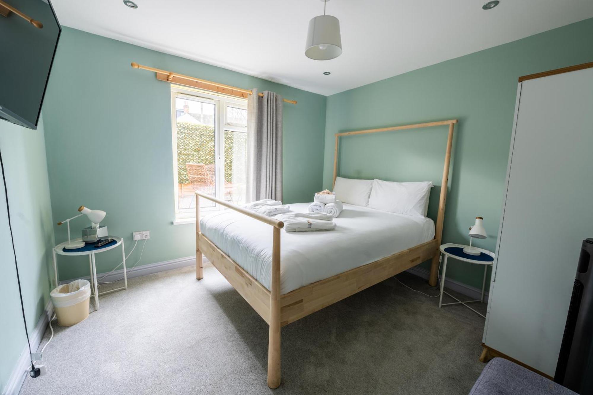 Aaron Wise - 17 Fitzhamon Apartments Кардифф Экстерьер фото