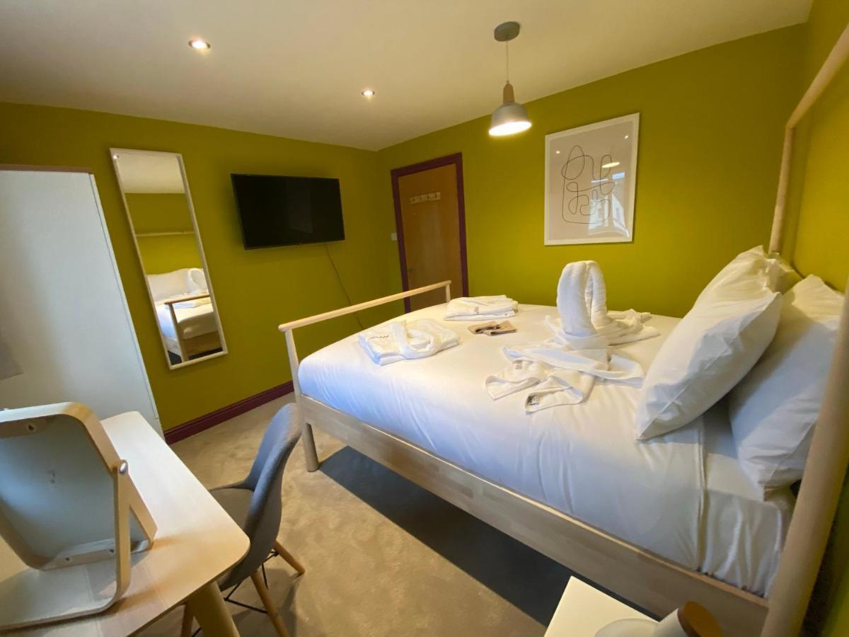 Aaron Wise - 17 Fitzhamon Apartments Кардифф Экстерьер фото