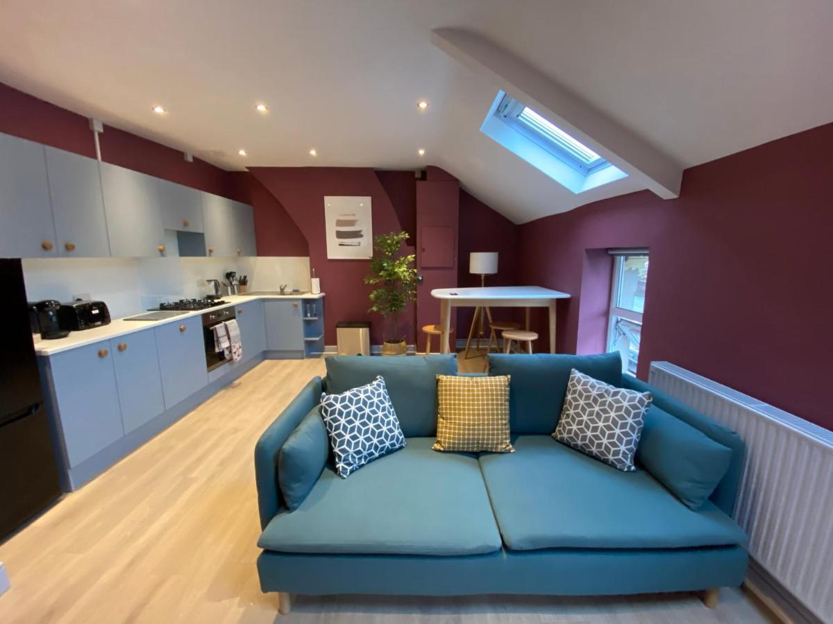 Aaron Wise - 17 Fitzhamon Apartments Кардифф Экстерьер фото